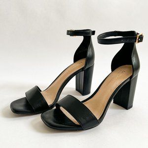 MICHAEL By Michael Shannon - Stella Sandal - Black - Women's 6.5